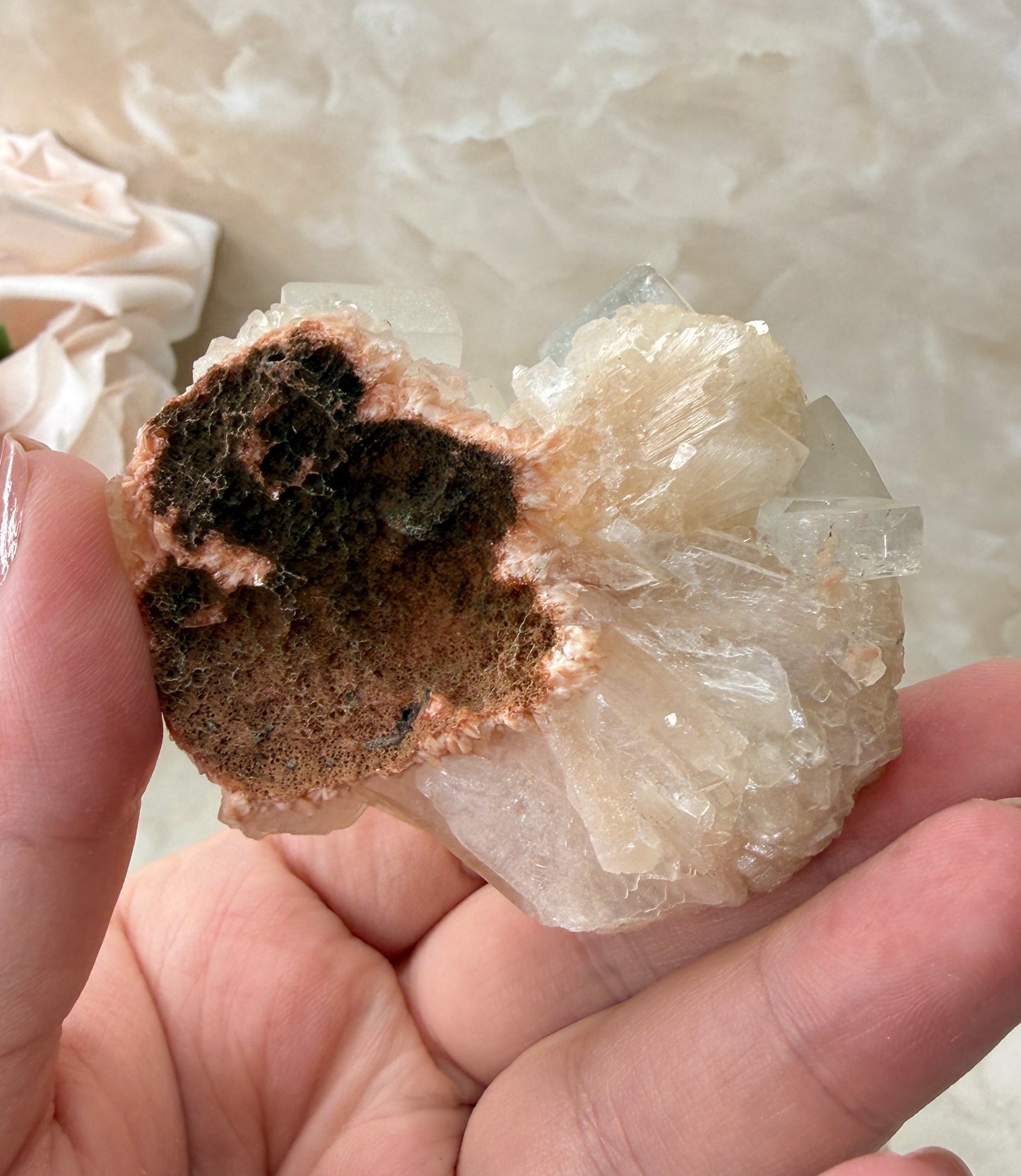 Apopyhllite Cluster