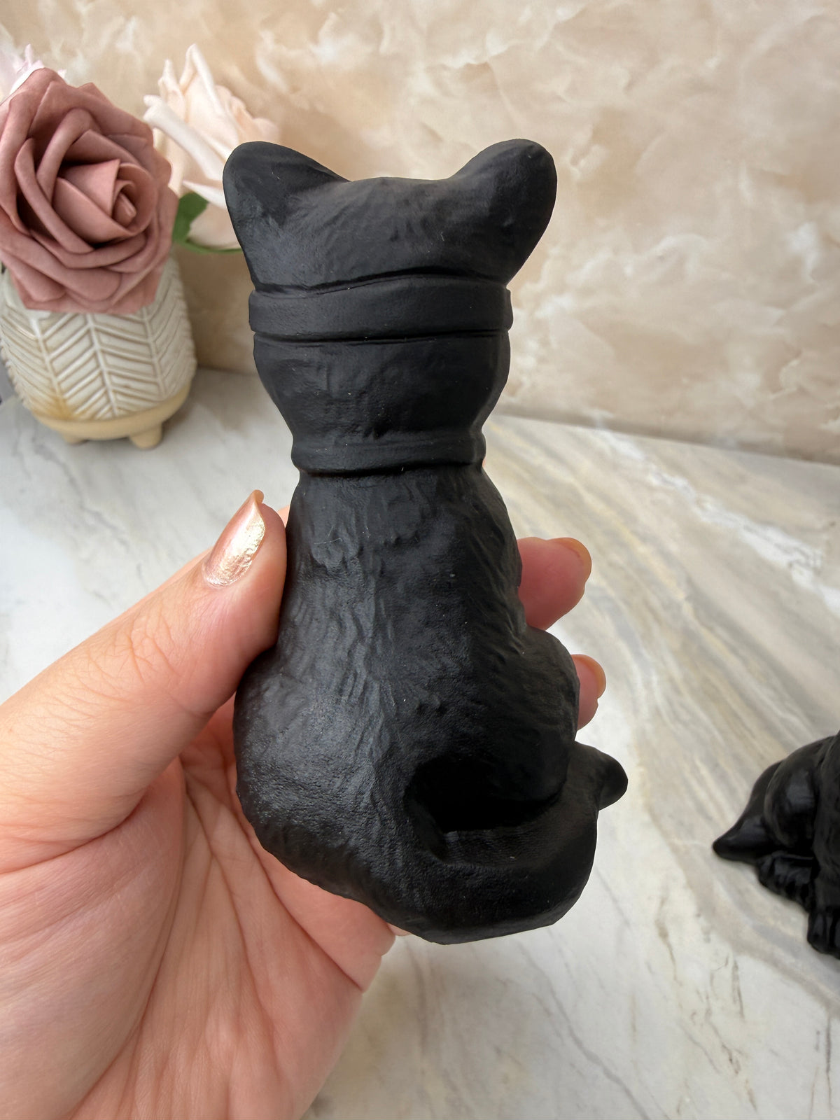 Obsidian Halloween Cat Carving