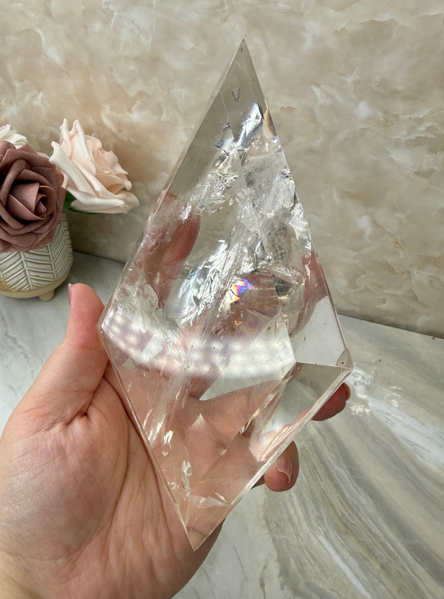 High Quality Clear Quartz Diamond on Stand