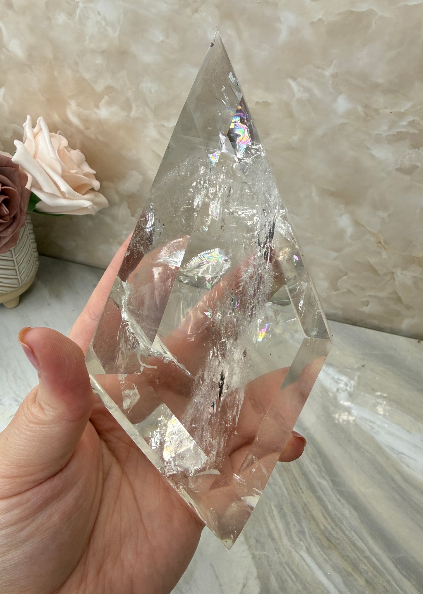 High Quality Clear Quartz Diamond on Stand