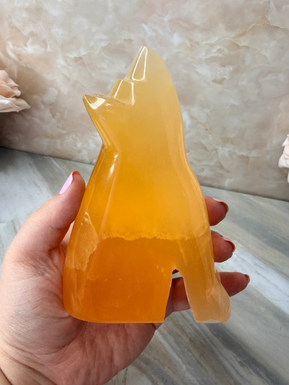 Honeycomb Calcite Wolf Carving