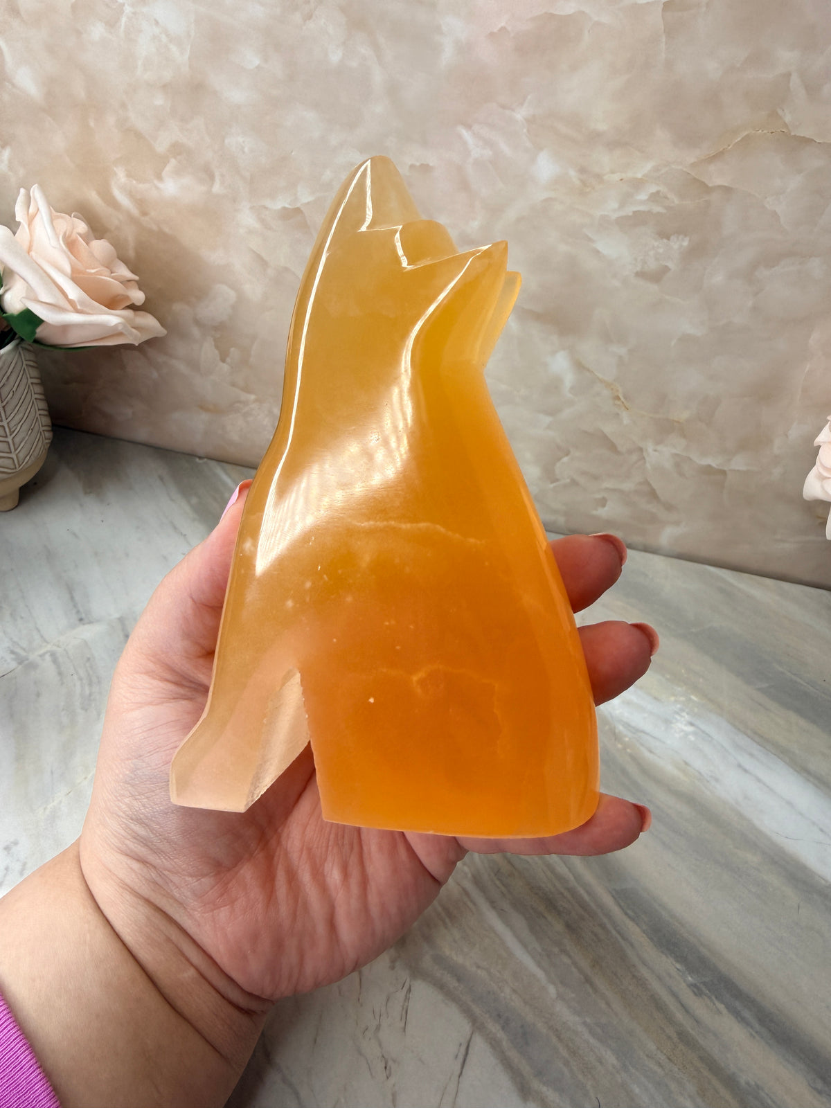 Honeycomb Calcite Wolf Carving
