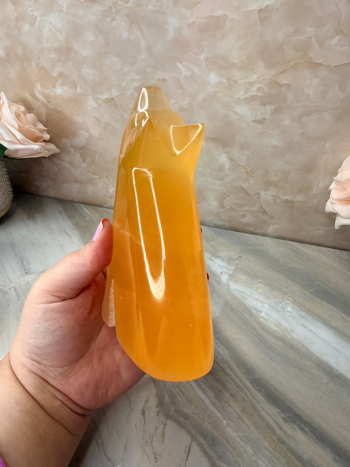 Honeycomb Calcite Wolf Carving