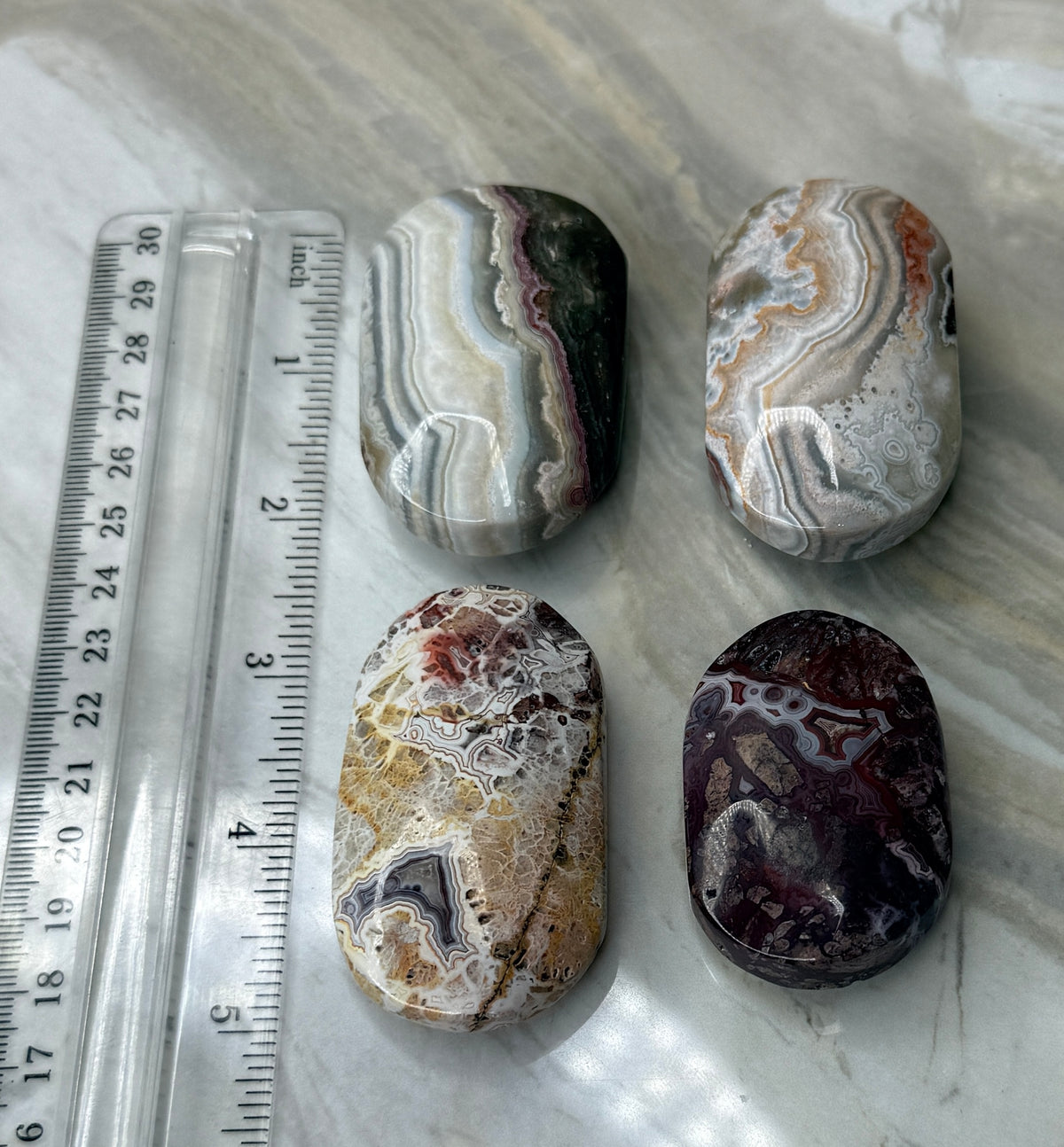Lace Agate Palmstone